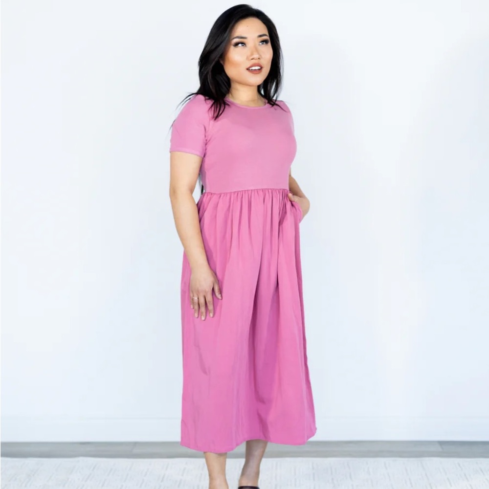 NWT Sinéad Midi Dress in Fuschia Pink by Sunday Sparks